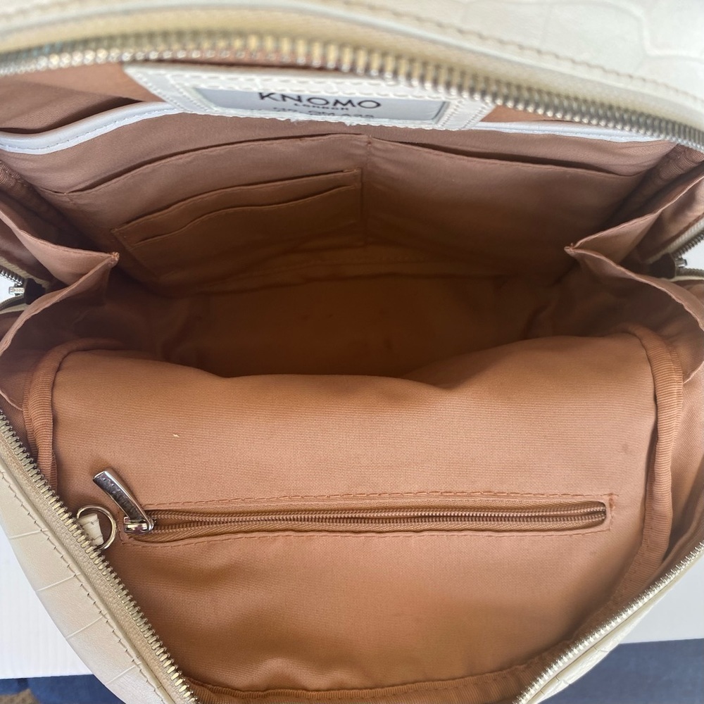 Knomo London leather Mini Mount 10” backpack white/off white - Picture 12 of 16